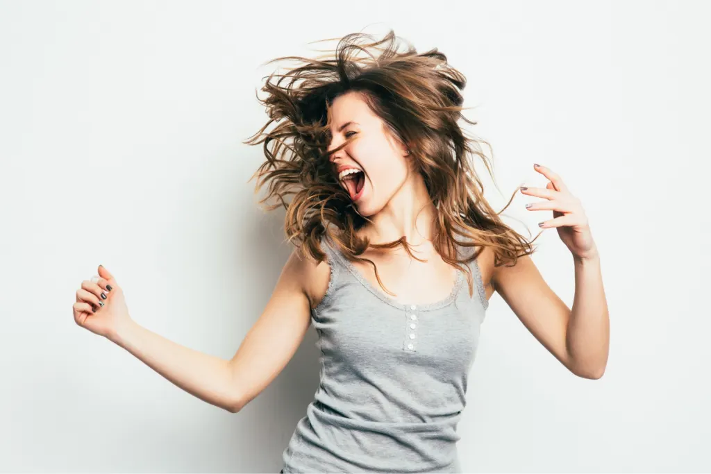 woman experiencing JOMO